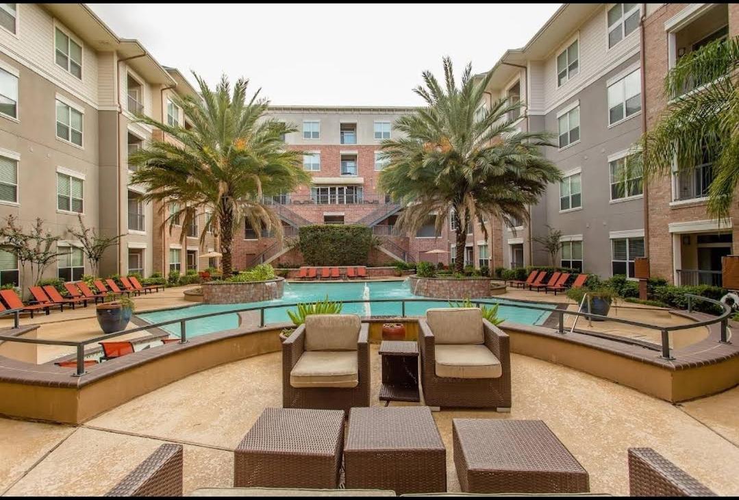 Welcome To The Suite Spot Luxury 1Bedroom Mid-Rise In Suger Land Houston Exteriér fotografie